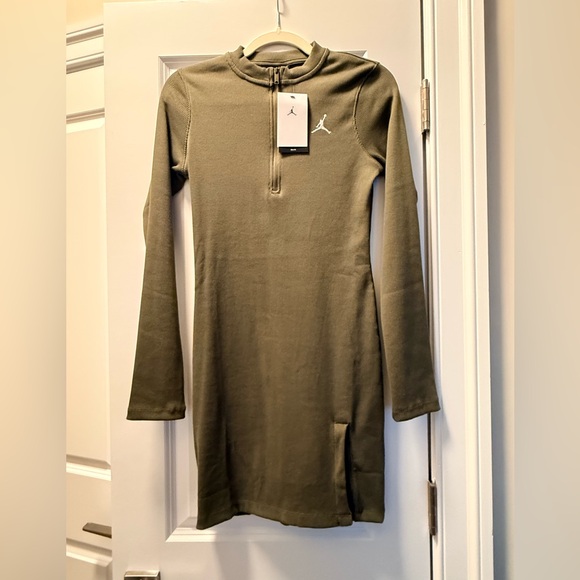 Jordan, 1/2 Zip Long Sleeve Knit Dress, Olive, Small, NWT! - Picture 5 of 7